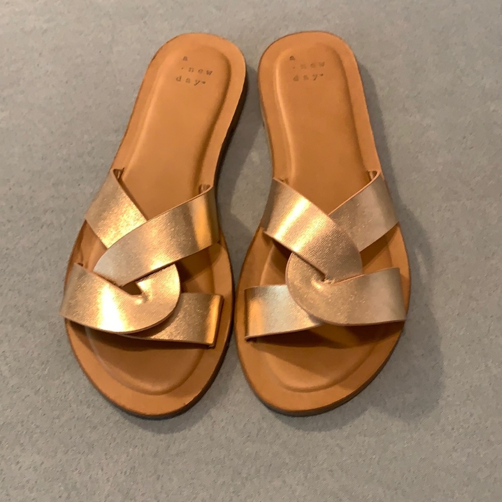 Gold sandals size 6
